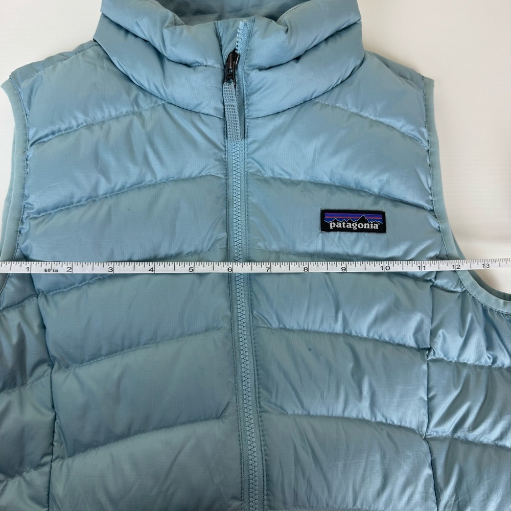 Patagonia Periwinkle Youth Puffer Vest. Size L 12 Youth - Picture 6 of 9